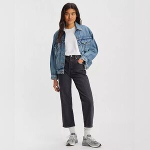 Levi's Ribcage Straight Ankle Jeans Size 33 Well Worn Black High Rise Button Fly